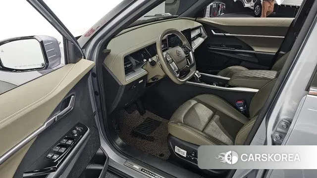 Ssangyong Torres 2023 Светло-серебряный цвет из Кореи, фото 2