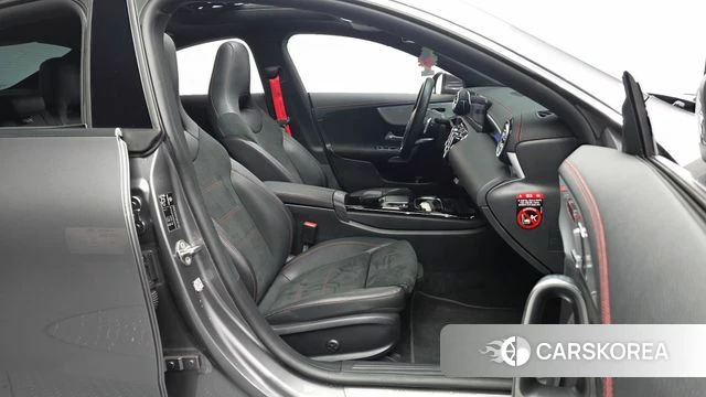 Mercedes-Benz CLA-Class C118 2022 Серебристо-серый из Кореи, фото 2