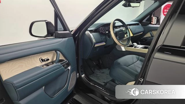 Land Rover Range Rover 5th Generation 2025 Черный из Кореи, фото 2