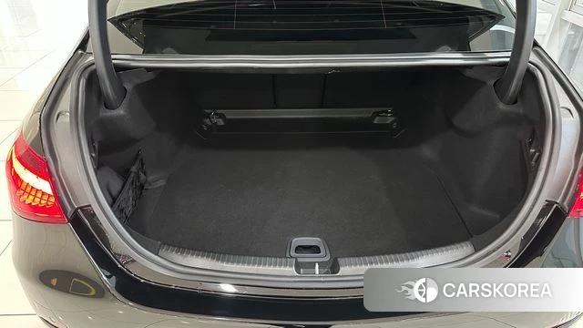 Mercedes-Benz C-Class W206 2023 Черный из Кореи, фото 2