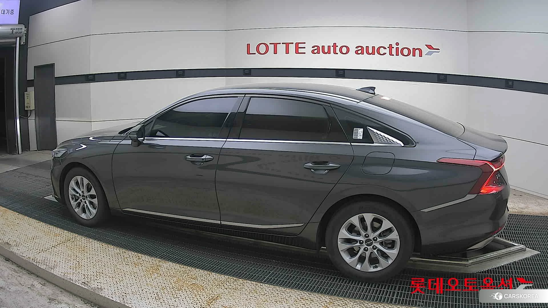 Kia K8 2022 Interstellagray из Кореи, фото 2