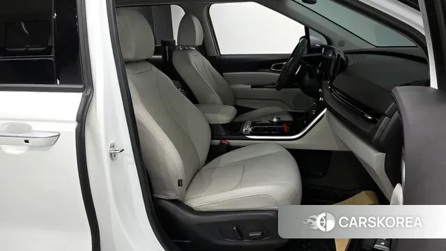 Kia Carnival 4th generation 2021 Белый из Кореи, фото 2