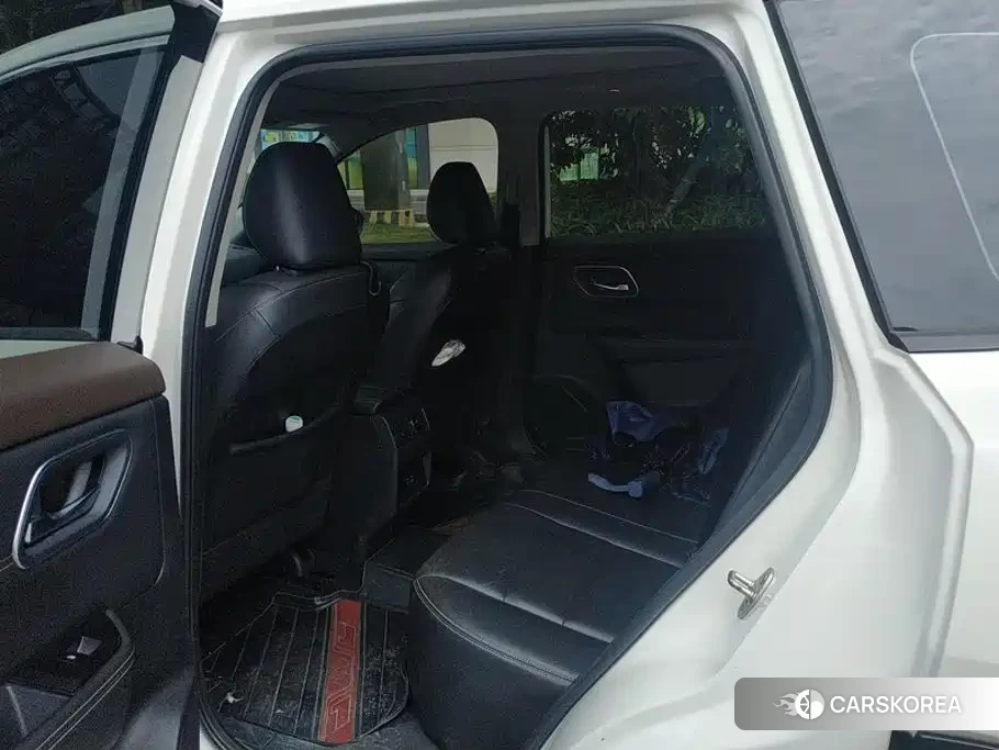 Nissan Qijun 2021 Белый из Китая, фото 2