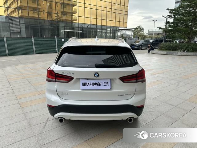 BMW X1 2023 Белый из Китая, фото 2