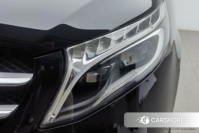 Mercedes-Benz V-class 2022 Черный из Китая, фото 2
