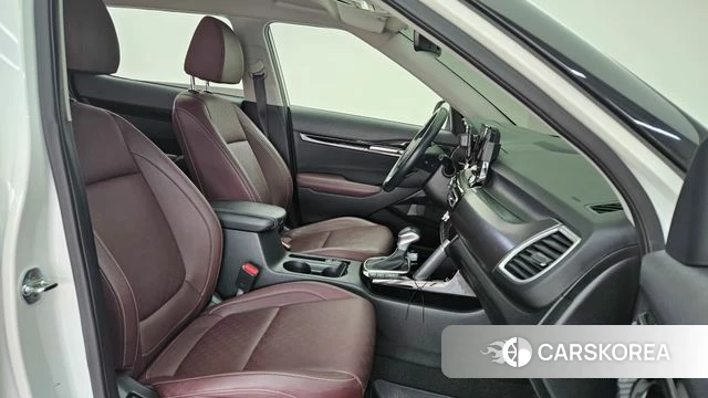 Kia Seltos 2022 Белый из Кореи, фото 2