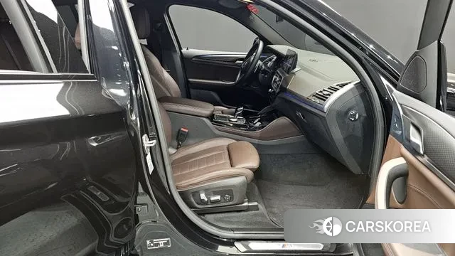 BMW X4 (G02) 2023 Черный из Кореи, фото 2