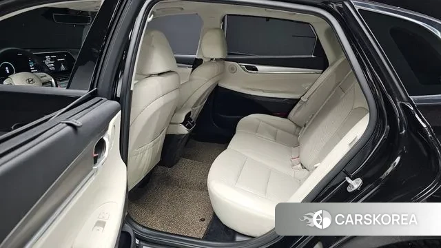 Hyundai The New Grandeur IG Hybrid 2022 Черный из Кореи, фото 2
