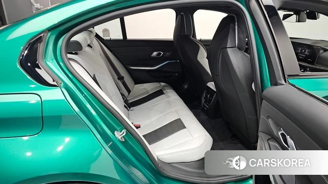 BMW M3 (G80) 2025 Зеленый из Кореи, фото 2