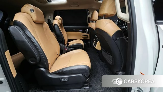 Kia Carnival 4th generation 2022 Белый из Кореи, фото 2