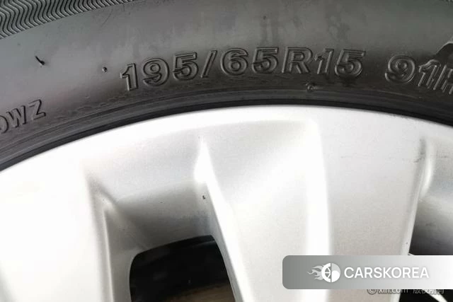 Toyota Corolla 2023 Белый из Китая, фото 2