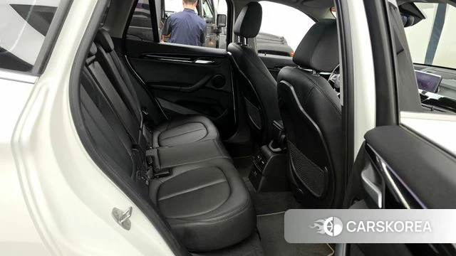 BMW X1 (F48) 2022 Белый из Кореи, фото 2