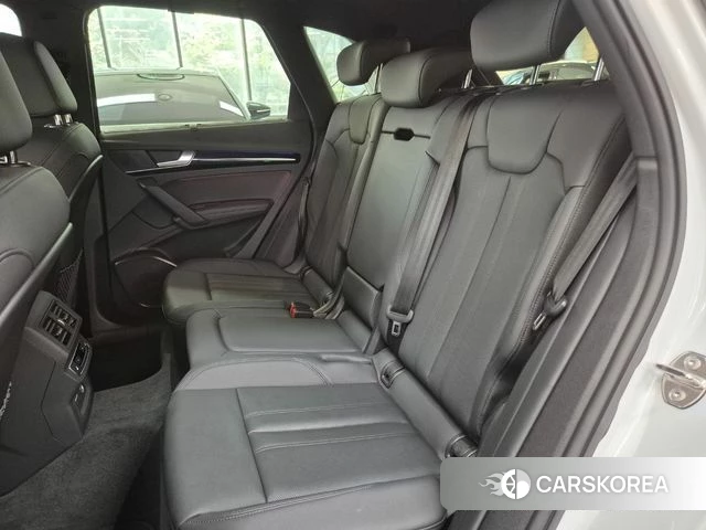 Audi Q5 (FY) 2024 Белый из Кореи, фото 2