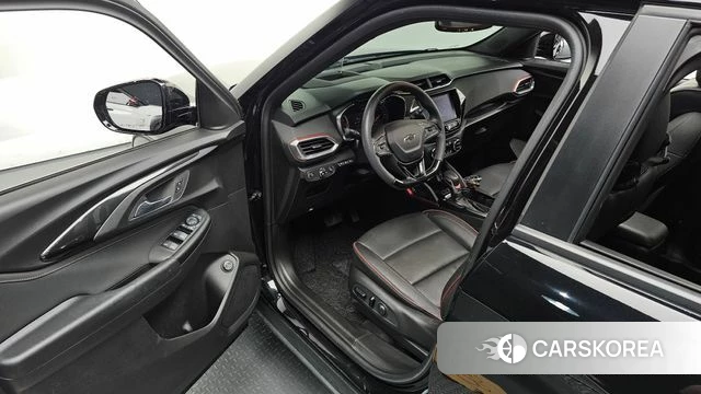 Chevrolet (GM Daewoo) Trailblazer 2022 Черный из Кореи, фото 2