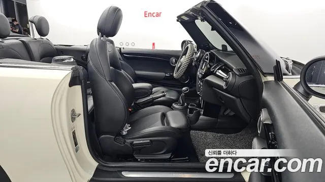 Mini Cooper Convertible 2019 Жемчужный цвет из Кореи, фото 2