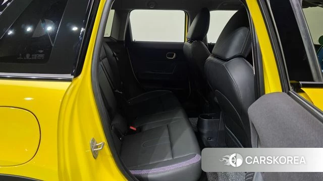 Mini Cooper C 4th generation 2025 Желтый из Кореи, фото 2