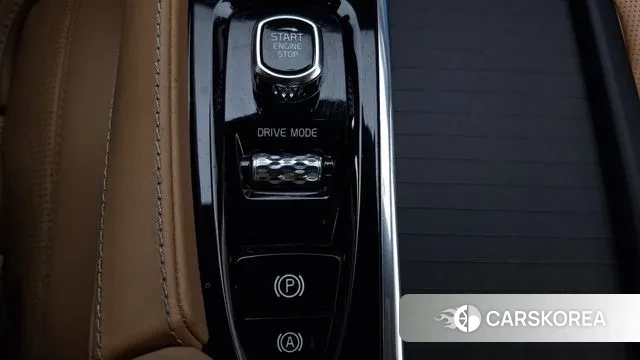 Volvo V90 Cross-Country 2018 Белый из Кореи, фото 2