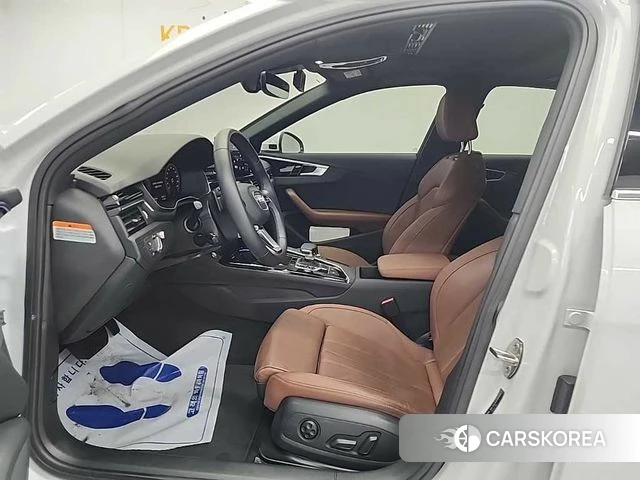 Audi A4 (B9) 2022 Белый из Кореи, фото 2