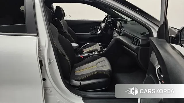 Hyundai Veloster (JS) 2019 Белый из Кореи, фото 2