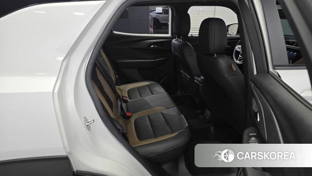 Chevrolet (GM Daewoo) Trailblazer 2023 Белый из Кореи, фото 2