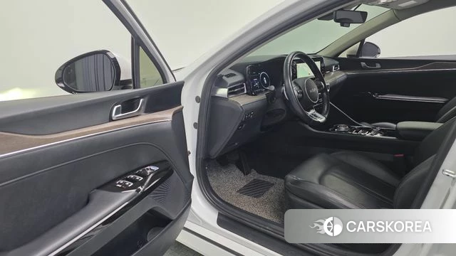 Kia K5 3rd generation 2022 Белый из Кореи, фото 2