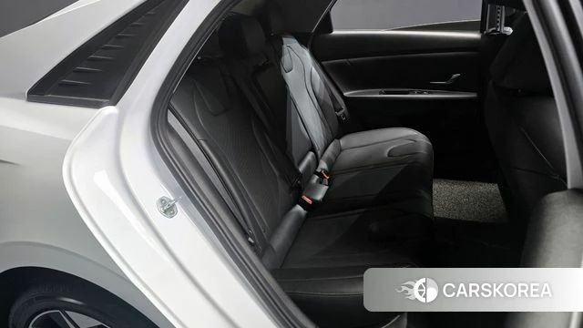 Hyundai Avante (CN7) 2021 Белый из Кореи, фото 2