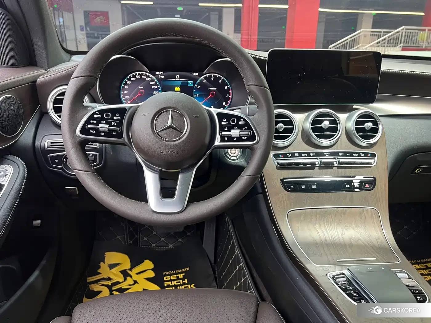 Mercedes-Benz GLC 2022 Черный из Китая, фото 2