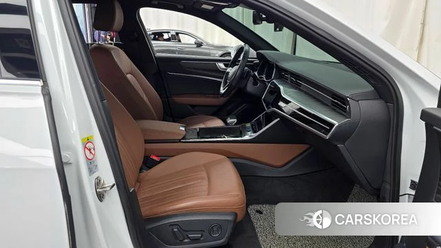 Audi A6 (C8) 2020 Белый из Кореи, фото 2