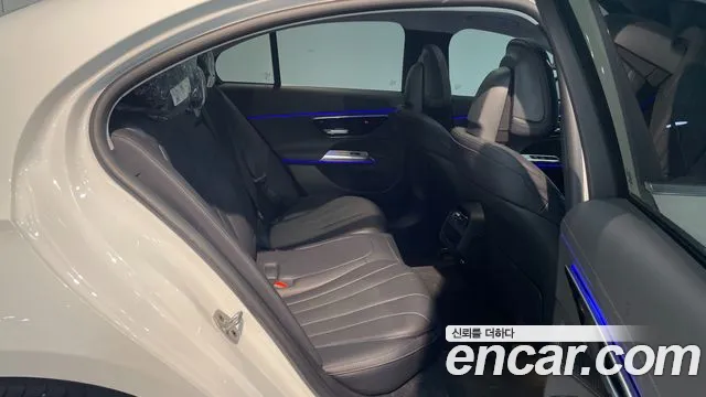 Mercedes-Benz E-Class W214 2024 Белый из Кореи, фото 2