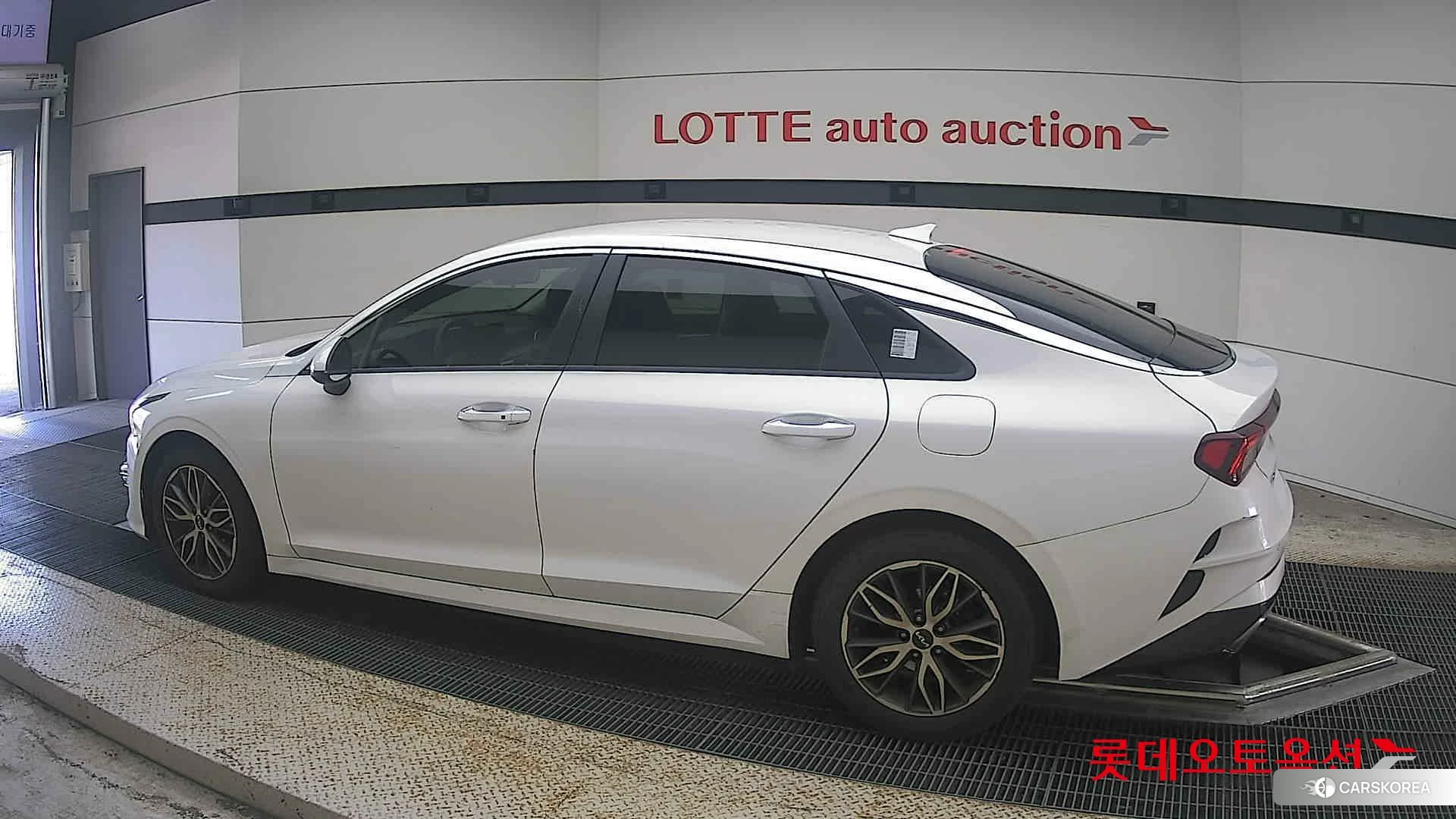 Kia K5 2022 Белый из Кореи, фото 2