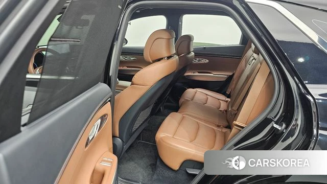 Genesis GV70 2023 Черный из Кореи, фото 2