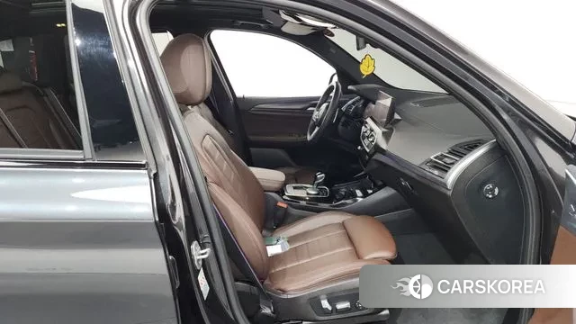 BMW X3 (G01) 2023 Серый из Кореи, фото 2