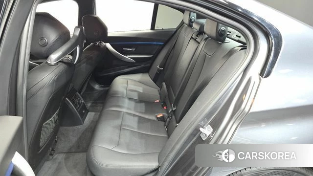 BMW 3 Series (F30) 2018 Серый из Кореи, фото 2