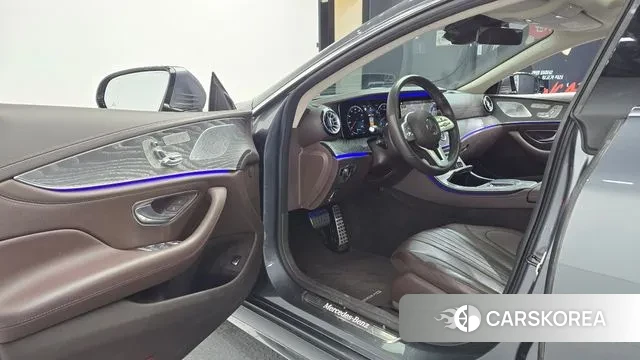 Mercedes-Benz CLS-Class C257 2021 Серый из Кореи, фото 2