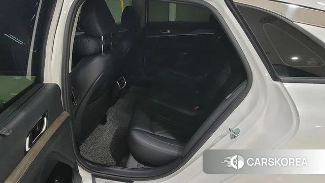 Kia K5 3rd generation 2022 Белый из Кореи, фото 2