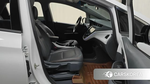 Chevrolet (GM Daewoo) Bolt EV 2019 Белый из Кореи, фото 2