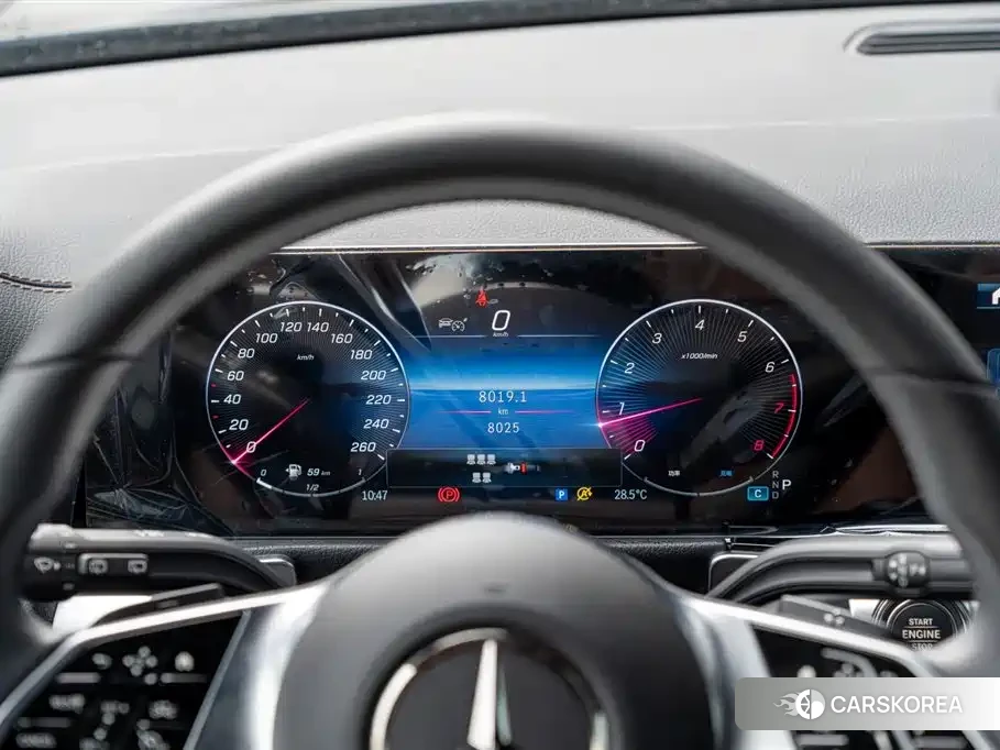 Mercedes-Benz GLB 2025 Черный из Китая, фото 2
