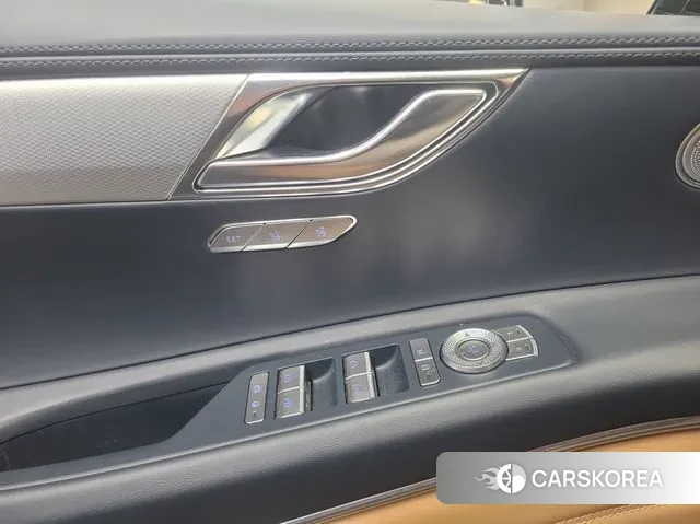 Genesis GV80 2023 Черный из Кореи, фото 2