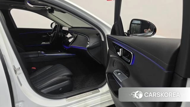 Mercedes-Benz E-Class W214 2024 Белый из Кореи, фото 2
