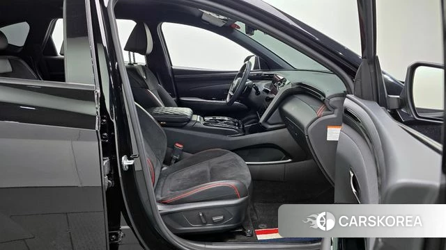 Hyundai Tucson Hybrid (NX4) 2022 Черный из Кореи, фото 2