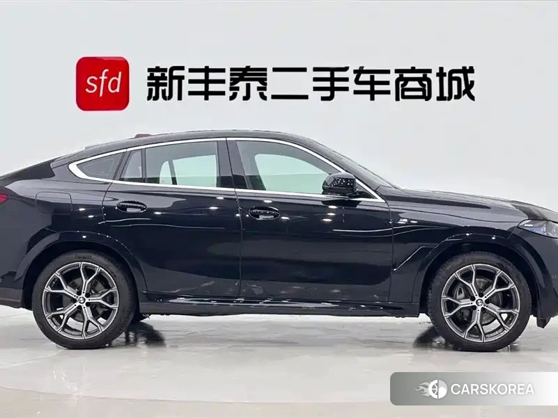 BMW X6 2025 Черный из Китая, фото 2