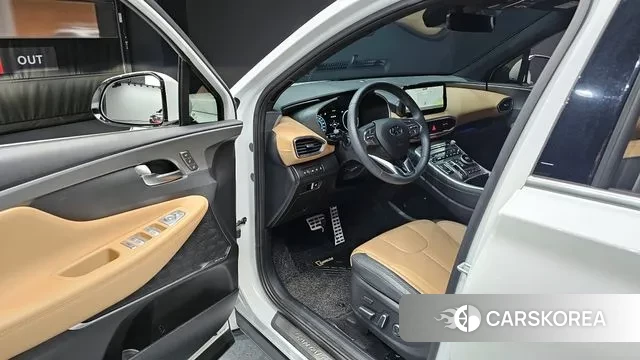 Hyundai The New Santa Fe 2023 Белый из Кореи, фото 2