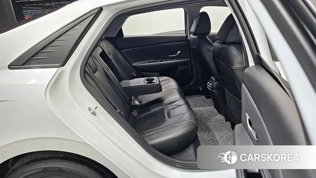 Hyundai Avante (CN7) 2022 Белый из Кореи, фото 2