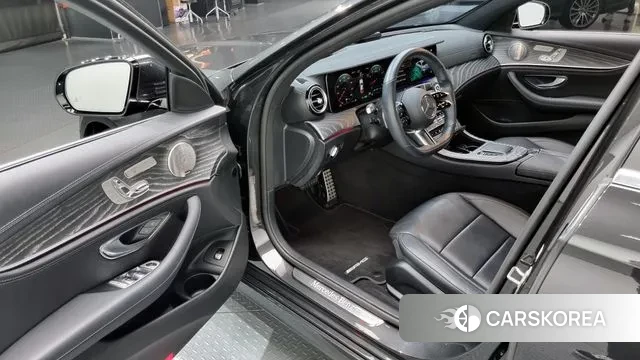 Mercedes-Benz E-Class W213 2021 Серый из Кореи, фото 2