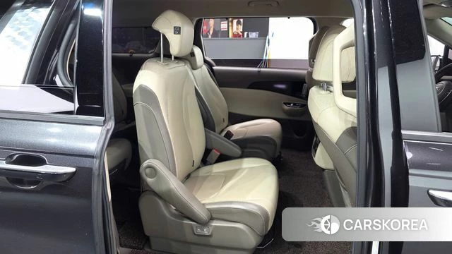 Kia Carnival 4th generation 2020 Черный из Кореи, фото 2