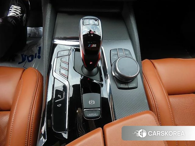 BMW M5 (F90) 2019 Черный из Кореи, фото 2