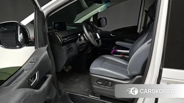 Hyundai Staria 2024 Белый из Кореи, фото 2