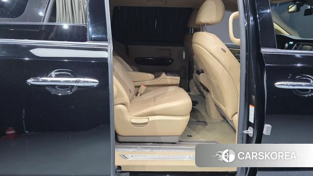 Kia The New Carnival 2018 Черный из Кореи, фото 2