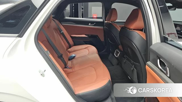 Kia The New K5 3rd generation 2024 Белый из Кореи, фото 2