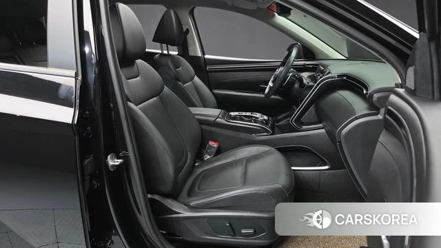 Hyundai Tucson (NX4) 2021 Черный из Кореи, фото 2
